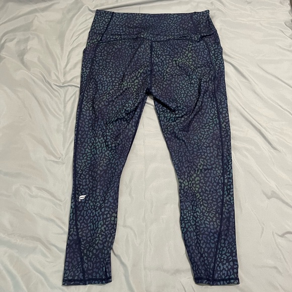 Fabletics leggings EUC - Picture 4 of 5